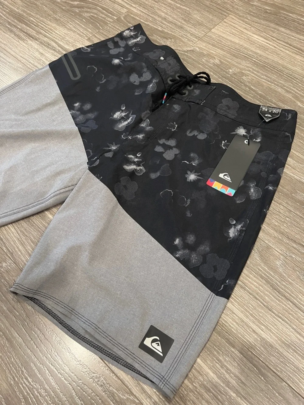 Quiksilver Two-Tone Black Floral & Gray Boardshorts